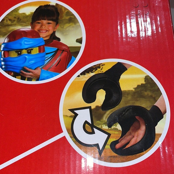 Lego ninjago Nya Deluxe Costume size 4-6 - Picture 4 of 8